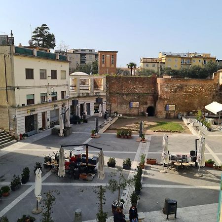 Appartamento Luminosissimo In Pieno Centro 格罗塞托 外观 照片