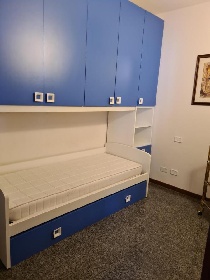 Appartamento Luminosissimo In Pieno Centro 格罗塞托 外观 照片